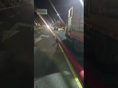 Visualizza la demo di installazione della pellicola protettiva inferiore per il rivestimento dei punti senza scavo di tubi in PVC